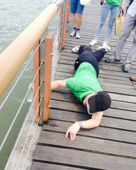 �Ϸʹ��I(y��)��W��ĸ�H�����������`�F�꠆T��ɼ����@ˮ��ſ�ڵ�����