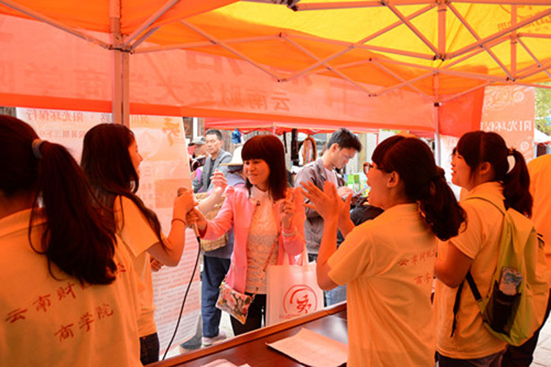 �h(hu��n)��֪�R(sh��)��(j��ng)ِ�F(xi��n)��(ch��ng)��һλ�������(du��)�h(hu��n)�����}���õ��(du��)�T�ɰl(f��)��С�Y����