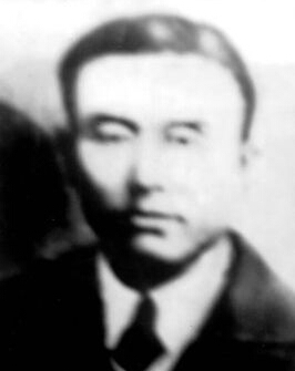 ��h(yu��n)��1902�ꡪ��1938�꣩�M���� ԭ���w�sɽ�������w���ܣ��|��ʡ����Ж|���������·܊����߅܊�^(q��)����܊�օ^(q��)˾��T��1931�ꡰ��һ�ˡ���׃�󣬅����˖|����������(li��n)܊��1938��4��5�գ����h�M����ǲ��������߅�^(q��)�I(l��ng)��(d��o)���ն������·������܊�e�ӿ�꠵���ʮһ�Γ�֧꠸�˾��T��1938��10����Ѯ����ָ�]��꠹���?q��)O���ĵ��ϳ����w�����ڑ�(zh��n)���У�ؓ(f��)���������ڔ��˵�厵���ǰ�����x�CȻ����ؑ������1938��12��14�Չ��Ҡ�����2014��9��1��������������һ����������Ӣ����