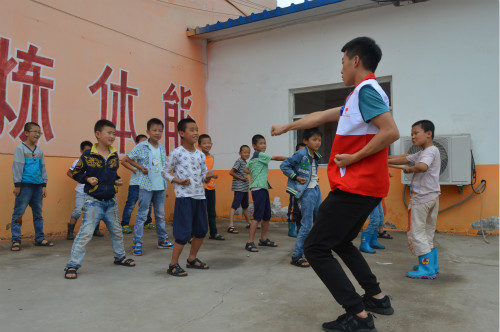 �x�ЌW(xu��)Ժ�tʮ��ů��־Ը����(w��)꠵�ɽ��ʡ�����н��ڿh��Ȫ�l(xi��ng)־Ը����(w��)�����Ȫ�l(xi��ng)�ĺ��ӂ��_�O(sh��)��ȭ���n�����g(sh��)�n�������w�|(zh��)�����M��������ȫ��l(f��)չ��