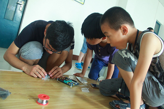 �Ї�ʯ�ʹ�W���A�|������֮�������̈F��ɽ�|ʡ�S�u��(j��ng)���_�l(f��)�^(q��)ᘌ����չ��ˆT��Ů�����؃�ͯ�_չ�����������H�_�O(sh��)�Z��(sh��)���n�̽̌W��߀�_չҕ�l�̌W��ħ�g(sh��)��ħ�����L�����dȤ��n���� (3)