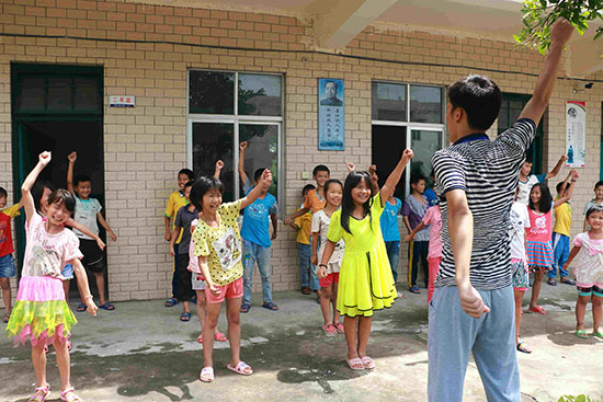 �V�|�t(y��)�ƴ�W��΢�m���ġ�����F��ڏV�|ʡ�����������(zh��n)ͬ��С�W֧����־Ը�߽�ͬ��С�W�W���\��ǰ�������Ԝp���\�ӂ�����