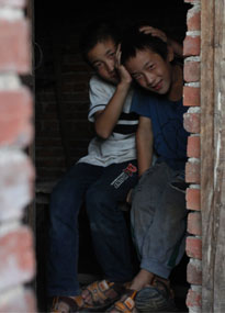 �ӱ���ý�WԺ���M������������̽�����g���������؃�ͯ